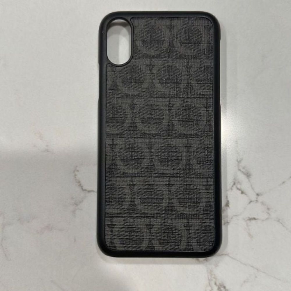 Salvatore Ferragamo NWT Apple IPhone Fitted case Saffiano leather